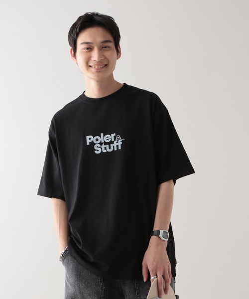 POLeR(ポーラー)の「【POLeR/ポーラー】ロゴプリント/オーバーサイズTシャツ(Tシャツ/カットソー・メンズ・ホワイト/ブラック/オフホワイト/グレー/ブラック系その他・LARGE/MEDIUM)」の20枚目の写真