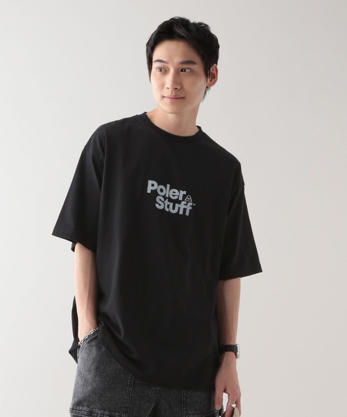 POLeR(ポーラー)の「【POLeR/ポーラー】ロゴプリント/オーバーサイズTシャツ(Tシャツ/カットソー・メンズ・ホワイト/ブラック/オフホワイト/グレー/ブラック系その他・LARGE/MEDIUM)」の21枚目の写真