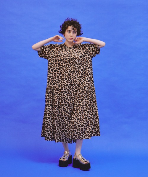 サイドギャザーレオパードワンピース（ワンピース）｜manana suerte