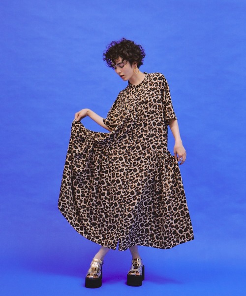 サイドギャザーレオパードワンピース（ワンピース）｜manana suerte