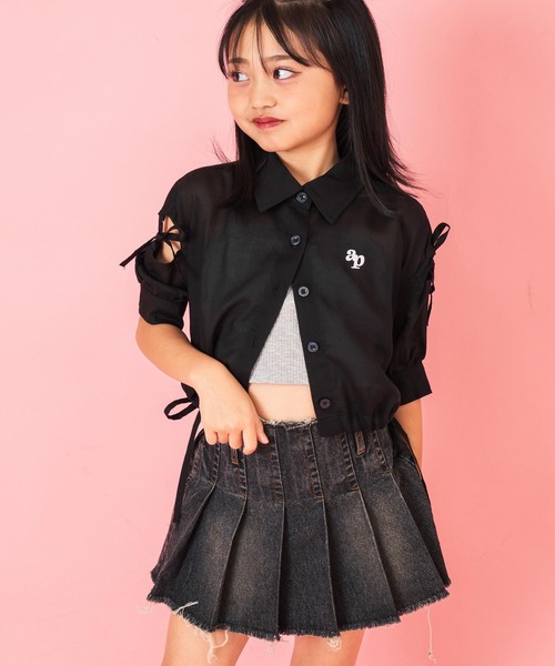 ANAP kids（アナップキッズ）の「肩リボン シアー デザイン シャツ ブラウス 【ジュニアお揃い】（シャツ/ブラウス・キッズ・スミクロ/ラベンダー/ホワイト/ブラック×ホワイト/ベージュ・120cm/110cm/130cm）」の4枚目の写真