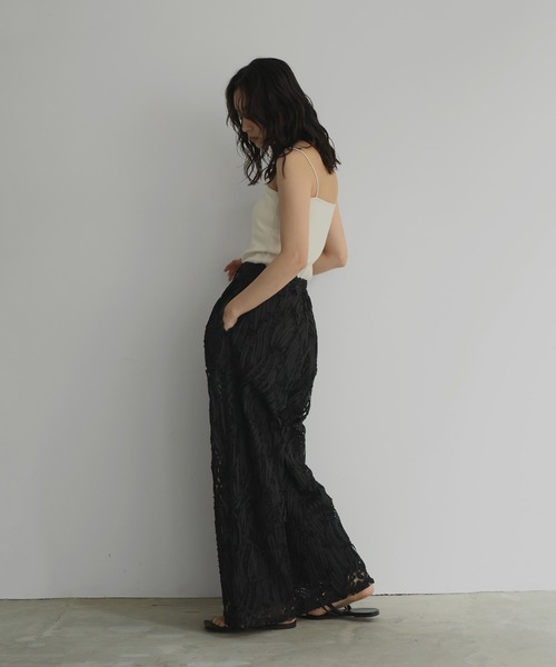 ebure、刺繍レース、ブラックカジュアルパンツ、36 ebure、刺繍レース、ブラックカジュアルパンツ、36