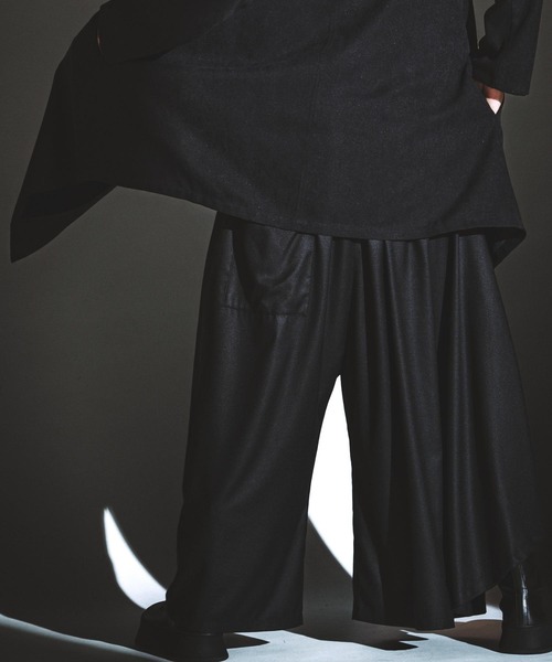 NO ID.（ノーアイディ）の「【NO ID.】Asymmetry Drape Wide Pants / アシンメトリー ドレープ ワイド パンツ（スラックス・メンズ・グレー/ブラック/その他22・2/1）」の14枚目の写真