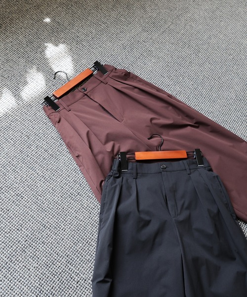 select MOCA Et(セレクトモカエト)の「【Et】Water-repellent 2Tuck Wide Pants(スラックス・レディース・ブラック/ブラウン・LARGE/MEDIUM)」の20枚目の写真