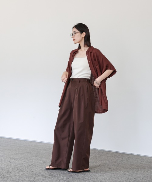 select MOCA Et(セレクトモカエト)の「【Et】Water-repellent 2Tuck Wide Pants(スラックス・レディース・ブラック/ブラウン・LARGE/MEDIUM)」の10枚目の写真
