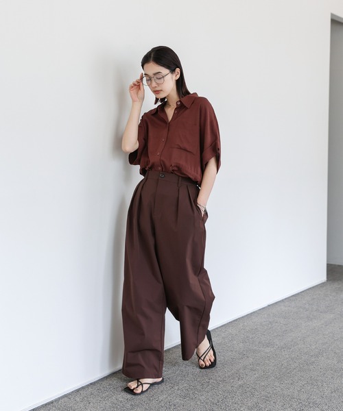 select MOCA Et(セレクトモカエト)の「【Et】Water-repellent 2Tuck Wide Pants(スラックス・レディース・ブラック/ブラウン・LARGE/MEDIUM)」の5枚目の写真