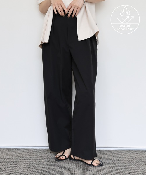 select MOCA Et（セレクトモカエト）の「【Et】Water-repellent 2Tuck Wide Pants（スラックス・レディース・ブラック/ブラウン・LARGE/MEDIUM）」の3枚目の写真