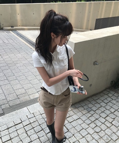 anyonemore（エニワンモア）の「ポケットスリム半袖カラーTシャツ（シャツ/ブラウス・レディース・ホワイト/グレー/ブラック・FREE）」の11枚目の写真