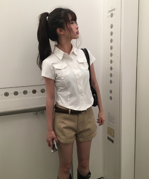 anyonemore（エニワンモア）の「ポケットスリム半袖カラーTシャツ（シャツ/ブラウス・レディース・ホワイト/グレー/ブラック・FREE）」の13枚目の写真