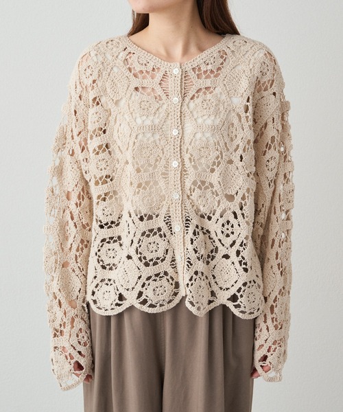 PUAL CE CIN（ピュアルセシン）の「かぎ針編み風カーディガン（カーディガン/ボレロ・レディース・ナチュラル/チャコールグレー・FREE）」の8枚目の写真