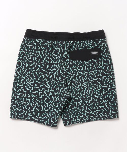 VOLCOM(ボルコム)の「【VOLCOM/ボルコム】 Big Boys Asphalt Beach Trunks /キッズウエストゴム水陸両用総柄ストレッチサーフトランクス・ボードショーツ・バギーショーツ(水着)(水着・キッズ・ブラック・SMALL/MEDIUM/LARGE)」の2枚目の写真