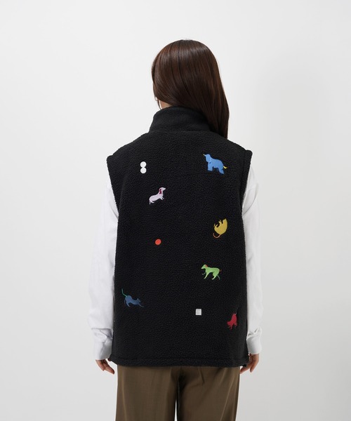 Common Noun（コモン ナウン）の「“CAT”＆“DOG” Kana Akiyama ボアベスト（ベスト・レディース・オフホワイト/ブラック・M/L）」の13枚目の写真
