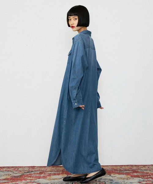 Lee(リー)の「Lee/リー デニムシャツワンピース シャツドレス ルーズシルエット(シャツ/ブラウス・レディース・ブルー/ライトインディゴブルー・SMALL/MEDIUM)」の4枚目の写真