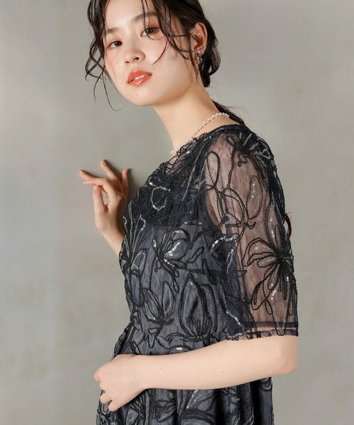 Kana（カナ）の「花柄 シャイニースパンコール パーティー ドレス 結婚式 お呼ばれ オケージョン（ドレス・レディース・チャコールグレー/ブルー/ベージュ/ピンク・M）」の10枚目の写真