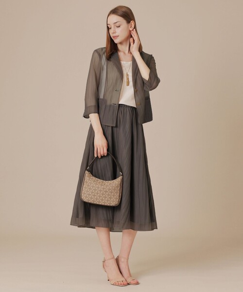 MACKINTOSH LONDON(マッキントッシュ ロンドン)の「エアリーリンクルジャケット(テーラードジャケット・レディース・ベージュ/ブラック・38/40)」の4枚目の写真