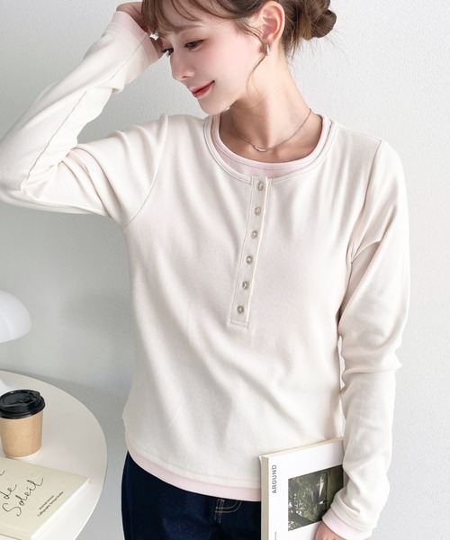 moment+(モーメントプラス)の「レイヤード風ヘンリーロンT(Tシャツ/カットソー・レディース・チャコールグレー/ブラック/アイボリー/ネイビー/杢グレー/ブラック系/ブルー系/グレー系/ホワイト系・L/M)」の13枚目の写真