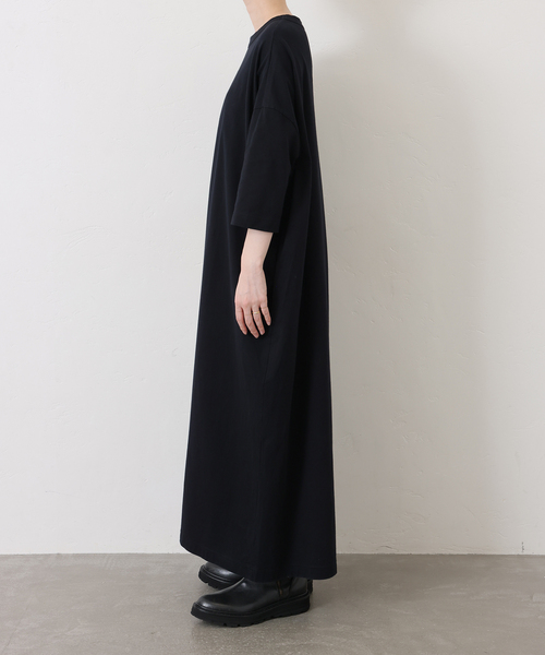 JOURNAL STANDARD LUXE(ジャーナルスタンダード ラックス)の「クラシックテンジク スタンダードクルーネックワンピース(ワンピース・レディース・ブラック・MEDIUM/SMALL)」の13枚目の写真