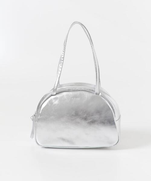 folna(フォルナ)の「Folna ホイルレザーボストンバッグ(ボストンバッグ・レディース・シルバー・ONE)」の3枚目の写真