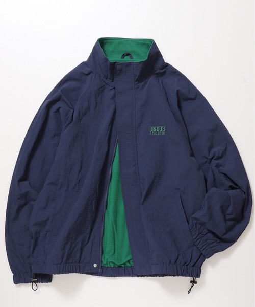 DISCUS ATHLETIC(ディスカス アスレチック)の「【DISCUS ATHLETIC/ディスカス アスレチック】ワンポイント刺繍 裏フリースナイロンスタンドブルゾン/ジャケット(ブルゾン・メンズ・ブラック/アイボリー/ネイビー/ベージュ・LARGE/MEDIUM)」の4枚目の写真