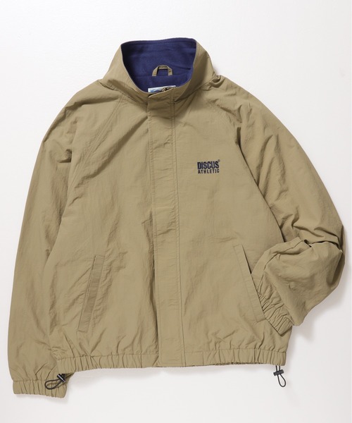 DISCUS ATHLETIC(ディスカス アスレチック)の「【DISCUS ATHLETIC/ディスカス アスレチック】ワンポイント刺繍 裏フリースナイロンスタンドブルゾン/ジャケット(ブルゾン・メンズ・ブラック/アイボリー/ネイビー/ベージュ・LARGE/MEDIUM)」の5枚目の写真