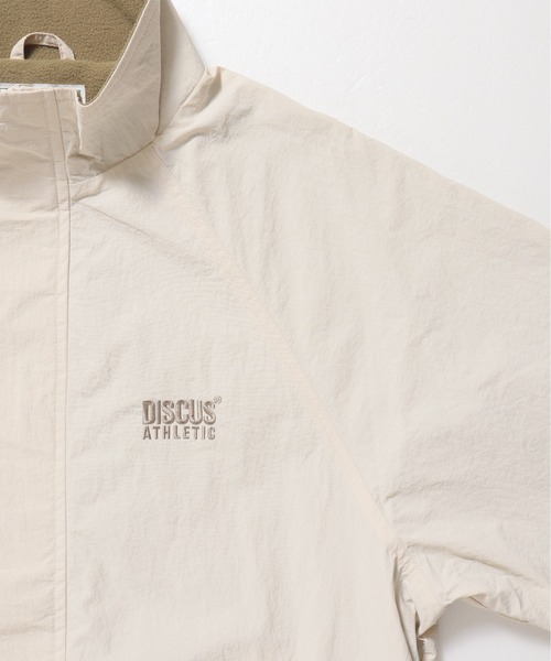 DISCUS ATHLETIC(ディスカス アスレチック)の「【DISCUS ATHLETIC/ディスカス アスレチック】ワンポイント刺繍 裏フリースナイロンスタンドブルゾン/ジャケット(ブルゾン・メンズ・ブラック/アイボリー/ネイビー/ベージュ・LARGE/MEDIUM)」の16枚目の写真