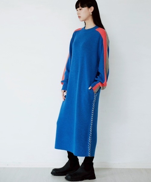 Paradise Picnic（パラダイスピクニック）の「HCAE コントラストスリーブニットドレス（ワンピース・レディース・ブルー/カーキ/パープル・FREE）」の4枚目の写真