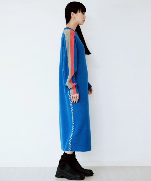 Paradise Picnic（パラダイスピクニック）の「HCAE コントラストスリーブニットドレス（ワンピース・レディース・ブルー/カーキ/パープル・FREE）」の5枚目の写真