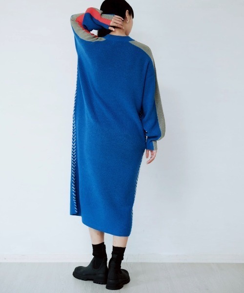 Paradise Picnic（パラダイスピクニック）の「HCAE コントラストスリーブニットドレス（ワンピース・レディース・ブルー/カーキ/パープル・FREE）」の6枚目の写真