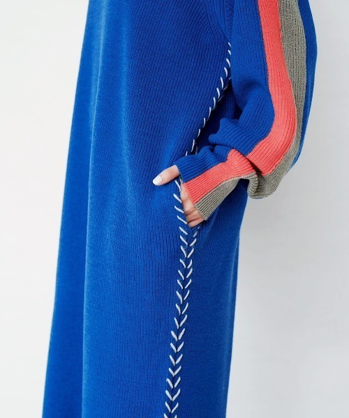 Paradise Picnic（パラダイスピクニック）の「HCAE コントラストスリーブニットドレス（ワンピース・レディース・ブルー/カーキ/パープル・FREE）」の10枚目の写真