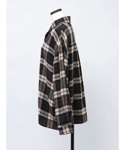 VEQUM(VEQUM)の「【VEQUM】OVER BOXY SH(シャツ/ブラウス・レディース・カーキ/ブラック・FREE)」の6枚目の写真