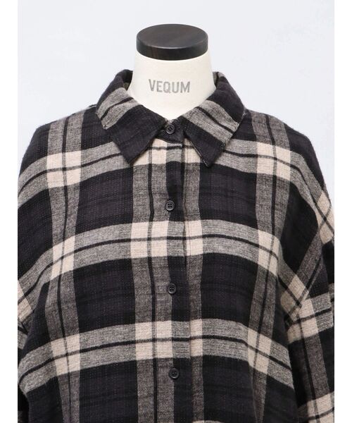 VEQUM（VEQUM）の「【VEQUM】OVER BOXY SH（シャツ/ブラウス・レディース・カーキ/ブラック・FREE）」の8枚目の写真
