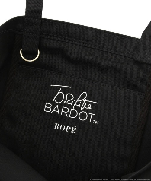ROPE'（ロペ）の「【Brigitte Bardot×ROPE'・コラボ】モノクロフォトプリントキャンバストートバッグ【A4対応】（トートバッグ・レディース・ホワイト/ブラック・FREE）」の8枚目の写真