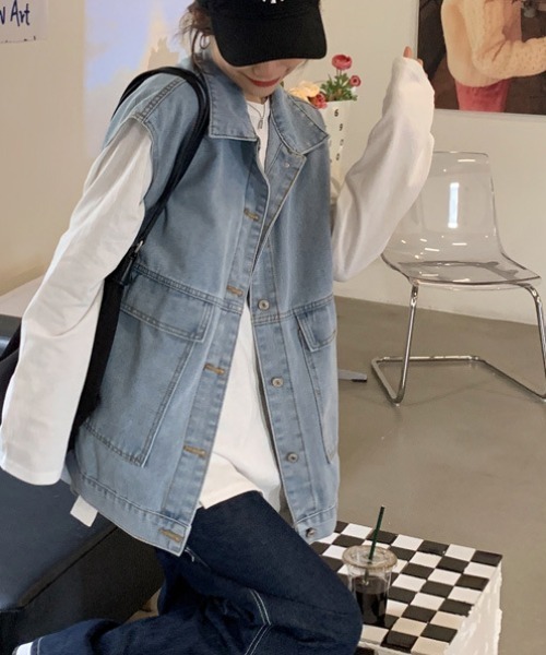 cammie(キャミー)の「2ポケットデニムオーバーサイズジレ(ベスト・レディース・ライトブルー/ブルー・M/L)」の11枚目の写真