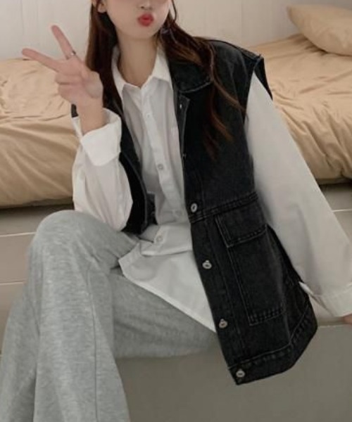 cammie(キャミー)の「2ポケットデニムオーバーサイズジレ(ベスト・レディース・ライトブルー/ブルー・M/L)」の16枚目の写真