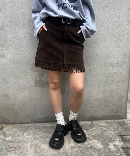 WHO'S WHO gallery（フーズフーギャラリー）の「スウェードフリンジミニスカート（スカート・レディース・キャメル/ダークブラウン・FREE）」の18枚目の写真