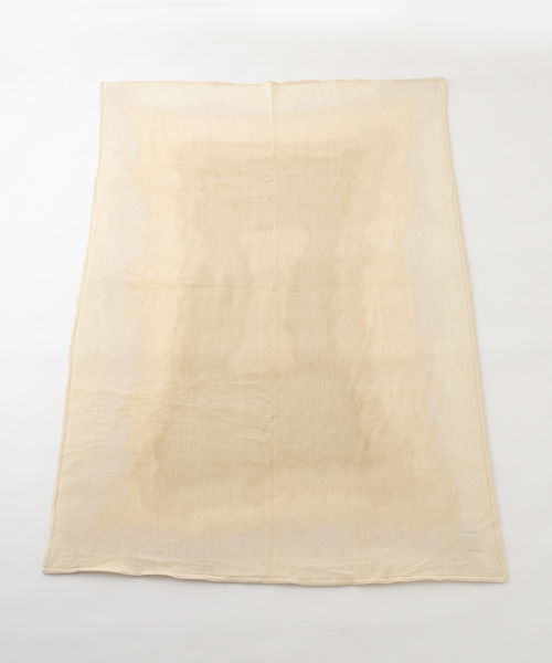 journal standard Furniture （ジャーナルスタンダードファニチャー）の「FUMY MEYER BLANKET L　ブランケット（ブランケット・レディース・アイボリー・FREE）」の4枚目の写真