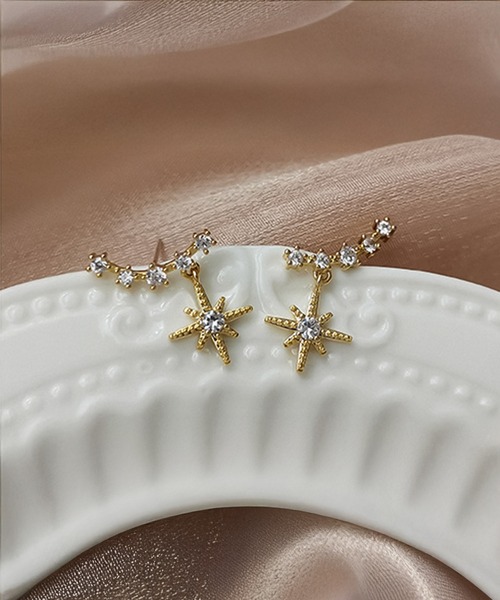 blackdia ocean(ブラックダイヤオーシャン)の「blackdia ocean ジルコニア シャインピアス/イヤリング(ピアス(両耳用)・レディース・ゴールド系その他/ゴールド/シルバー系その他/シルバー・FREE)」の12枚目の写真