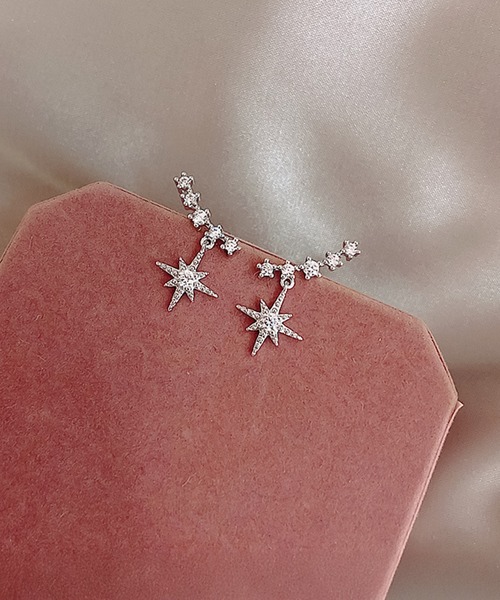 blackdia ocean(ブラックダイヤオーシャン)の「blackdia ocean ジルコニア シャインピアス/イヤリング(ピアス(両耳用)・レディース・ゴールド系その他/ゴールド/シルバー系その他/シルバー・FREE)」の10枚目の写真