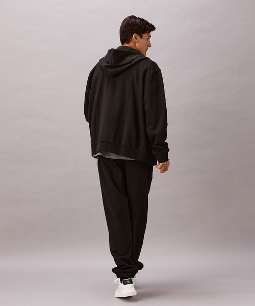 Calvin Klein(カルバン・クライン)の「アーカイブ ロゴ ジョガーパンツ(スウェットパンツ・メンズ・グレー/ブラック・L/M/S)」の14枚目の写真