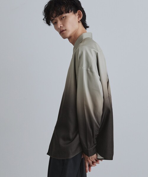 tk.TAKEO KIKUCHI（ティーケータケオキクチ）の「【選べる7色】オーバーとろみシャツ（シャツ/ブラウス・メンズ・ホワイト/ブラック系/ブラック/ネイビー系/グレー系/ダークグリーン/ダークブラウン系・02/01/03）」の19枚目の写真