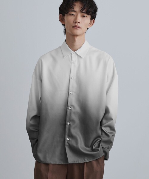 tk.TAKEO KIKUCHI（ティーケータケオキクチ）の「【選べる7色】オーバーとろみシャツ（シャツ/ブラウス・メンズ・ホワイト/ブラック系/ブラック/ネイビー系/グレー系/ダークグリーン/ダークブラウン系・02/01/03）」の9枚目の写真