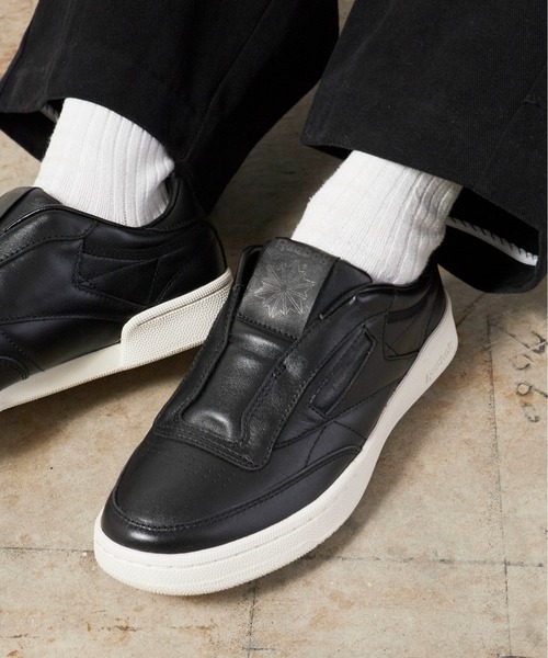 WHITE MOUNTAINEERING（ホワイトマウンテニアリング）の「White Mountaineering/ホワイトマウンテニアリング×Reebok/リーボック CLUB C 85 VINTAGE SLIP-ON スリッポン（スリッポン・メンズ・ブラック・27cm/27.5cm/28cm/26.5cm）」の4枚目の写真