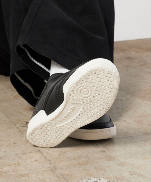 WHITE MOUNTAINEERING（ホワイトマウンテニアリング）の「White Mountaineering/ホワイトマウンテニアリング×Reebok/リーボック CLUB C 85 VINTAGE SLIP-ON スリッポン（スリッポン・メンズ・ブラック・27cm/27.5cm/28cm/26.5cm）」の2枚目の写真