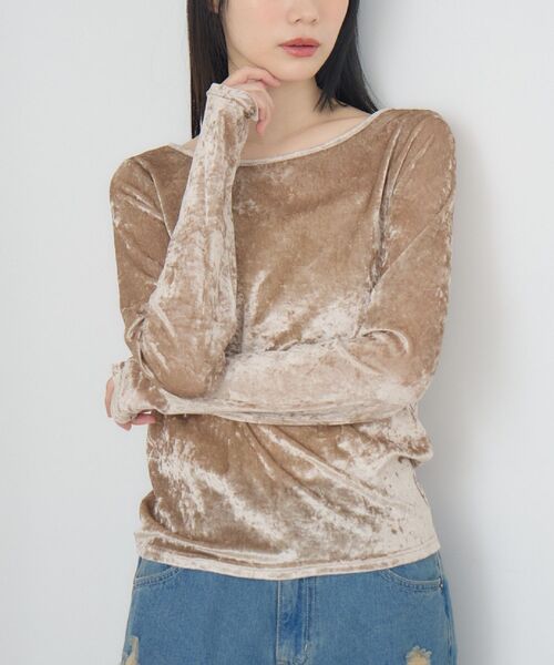 RETRO GIRL(レトロガール)の「ボートネックベロアロンTEE(Tシャツ/カットソー・レディース・ベージュ/ナチュラル/ブラック・FREE)」の1枚目の写真