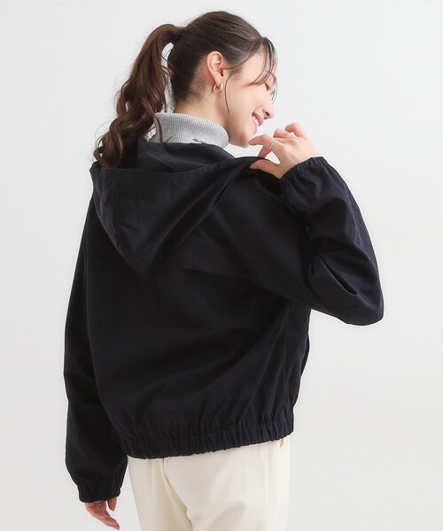 DRESKIP(ドレスキップ)の「【S-LL】気楽にさらりと羽織れる 大人のフードブルゾン(ブルゾン・レディース・ネイビー/ブラウン系/キャメル・01/02/03/04)」の5枚目の写真