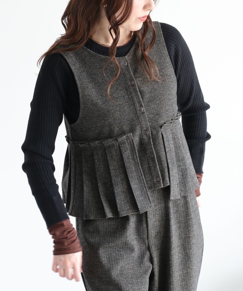 cepo（セポ）の「〈セットアップ対応〉2wayプリーツツイードベスト（ベスト・レディース・チャコール/ブラウン/グレー系その他/ブラウン系その他・M）」の3枚目の写真
