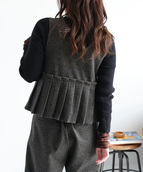 cepo（セポ）の「〈セットアップ対応〉2wayプリーツツイードベスト（ベスト・レディース・チャコール/ブラウン/グレー系その他/ブラウン系その他・M）」の13枚目の写真