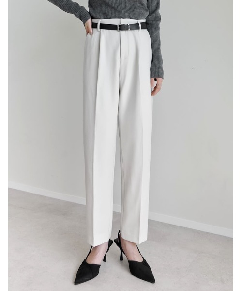 Re:EDIT（リエディ）の「[低身長/高身長サイズ有][アルガンオイル加工]微起毛ツイルテーパードパンツ（スラックス・レディース・アイボリー/ブラック/ブラウン/チャコールグレー・LARGE/TALL/MEDIUM/SHORT）」の2枚目の写真