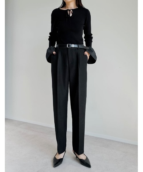 Re:EDIT（リエディ）の「[低身長/高身長サイズ有][アルガンオイル加工]微起毛ツイルテーパードパンツ（スラックス・レディース・アイボリー/ブラック/ブラウン/チャコールグレー・LARGE/TALL/MEDIUM/SHORT）」の5枚目の写真