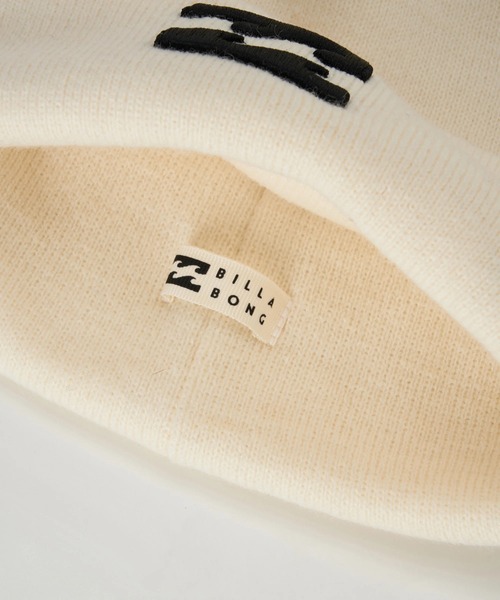 BILLABONG（ビラボン）の「BILLABONG レディース HI GG PONPON BEANIE ビーニー 【2025年秋冬モデル】 @autumn /ビラボンロゴワンポイントポンポン付きニット帽・ビーニー（ニットキャップ/ビーニー・レディース・ブラック/ブルー/オフホワイト/ブラウン・FREE）」の5枚目の写真